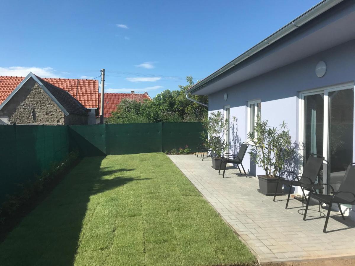 Modry Apartman 1 Znojmo Luaran gambar