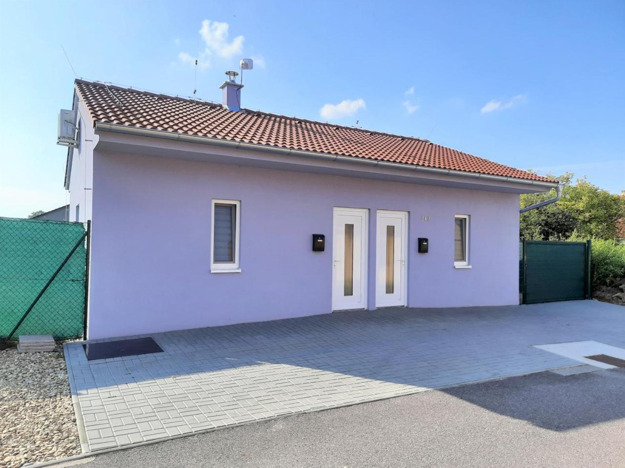 Modry Apartman 1 Znojmo Luaran gambar